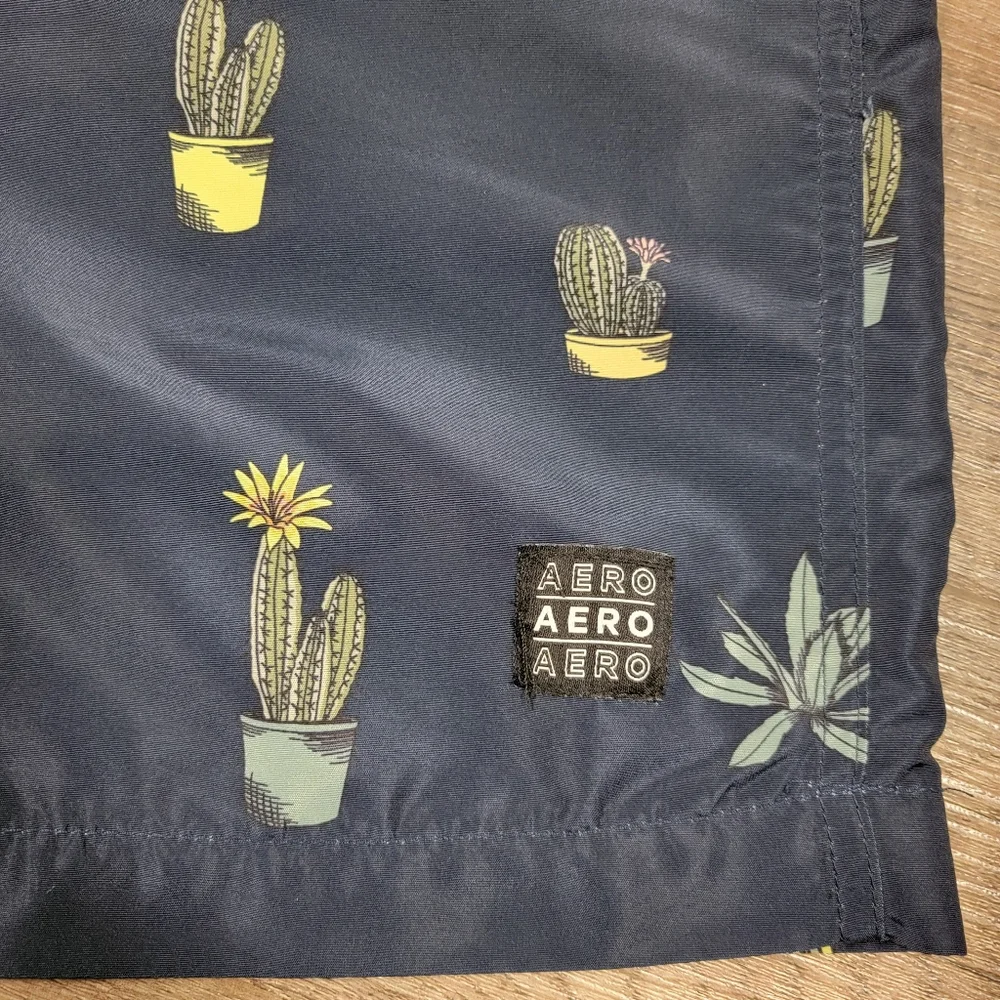 Aeropostale Cacti Kickback Jogger Shorts Board Shorts Swim Trunks Cactus Medium
